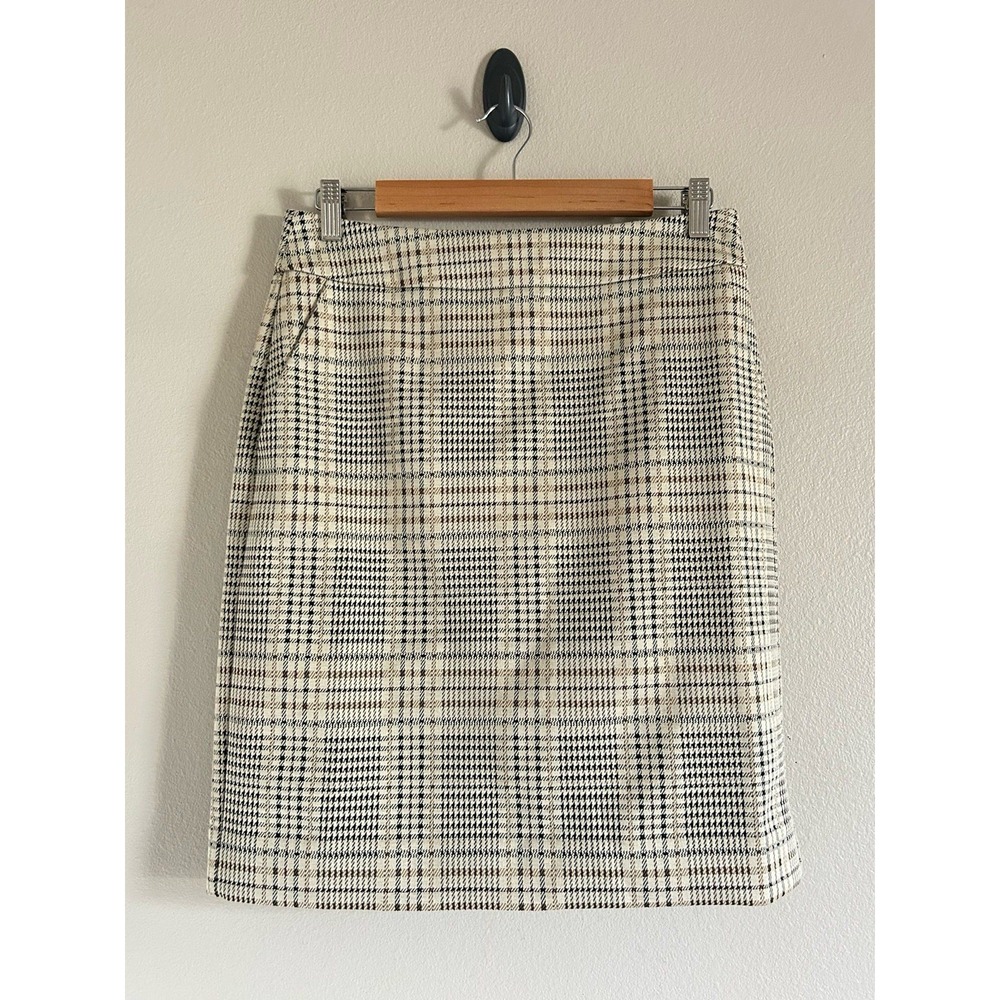 Cabi New Travel Skirt #4580 Multi Beige gold plaid 4 Was $99 - Picture 3 of 8